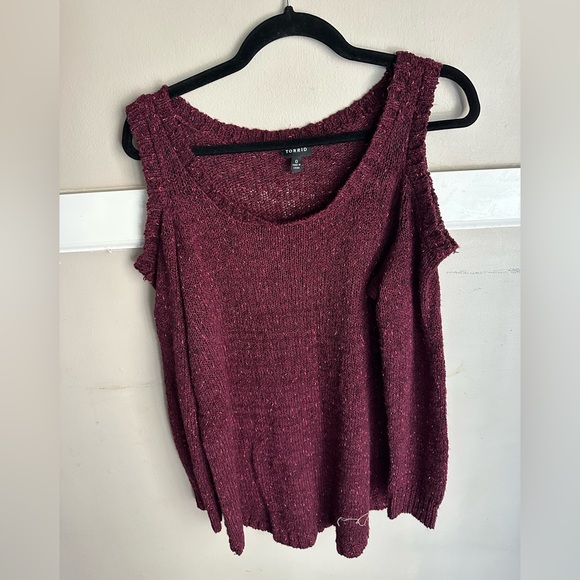 torrid Tops - Torrid Women's Burgundy Knit Top Size Large